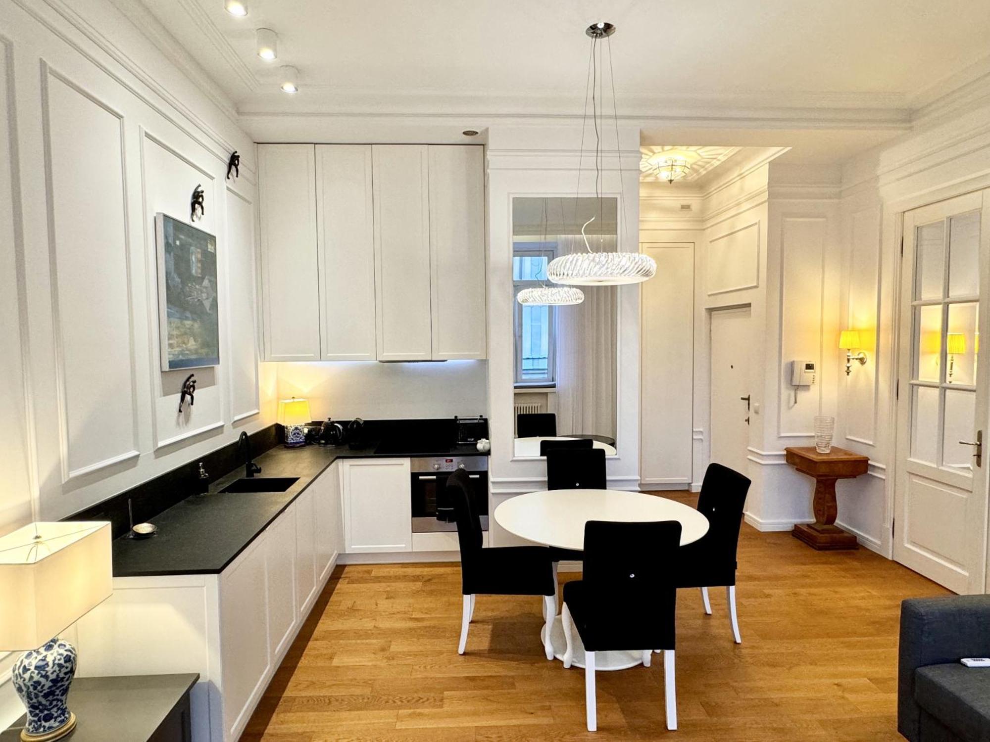 Mondrian Luxury Suites & Apartments Market Square IV Βαρσοβία Δωμάτιο φωτογραφία